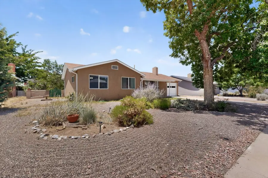 3205 California Street Ne, Albuquerque, NM 87110 - #3