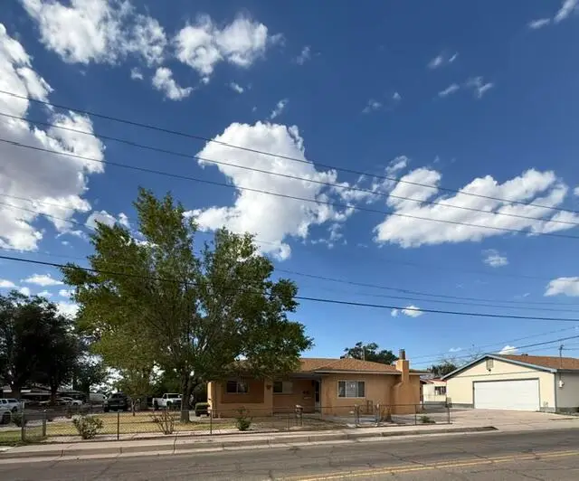 736 Kentucky Street Se, Albuquerque, NM 87108 - #2
