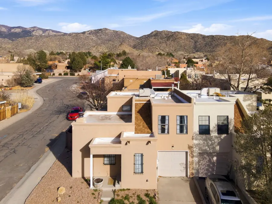 836 Knox Court Ne, Albuquerque, NM 87123 - #2