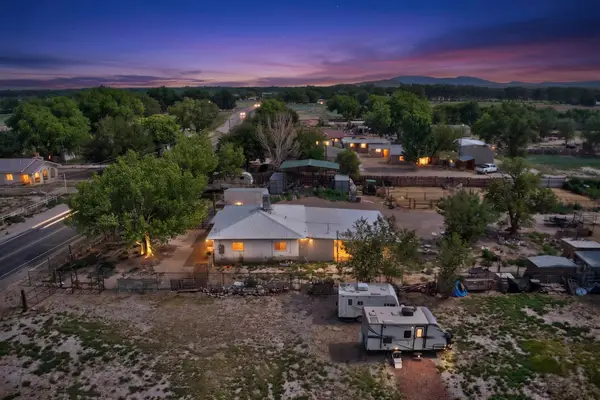 2669 Nm Hwy 47, Los Lunas, NM 87031
