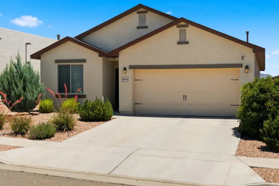 10916 Topacio Street Nw, Albuquerque, NM 87114 - #3