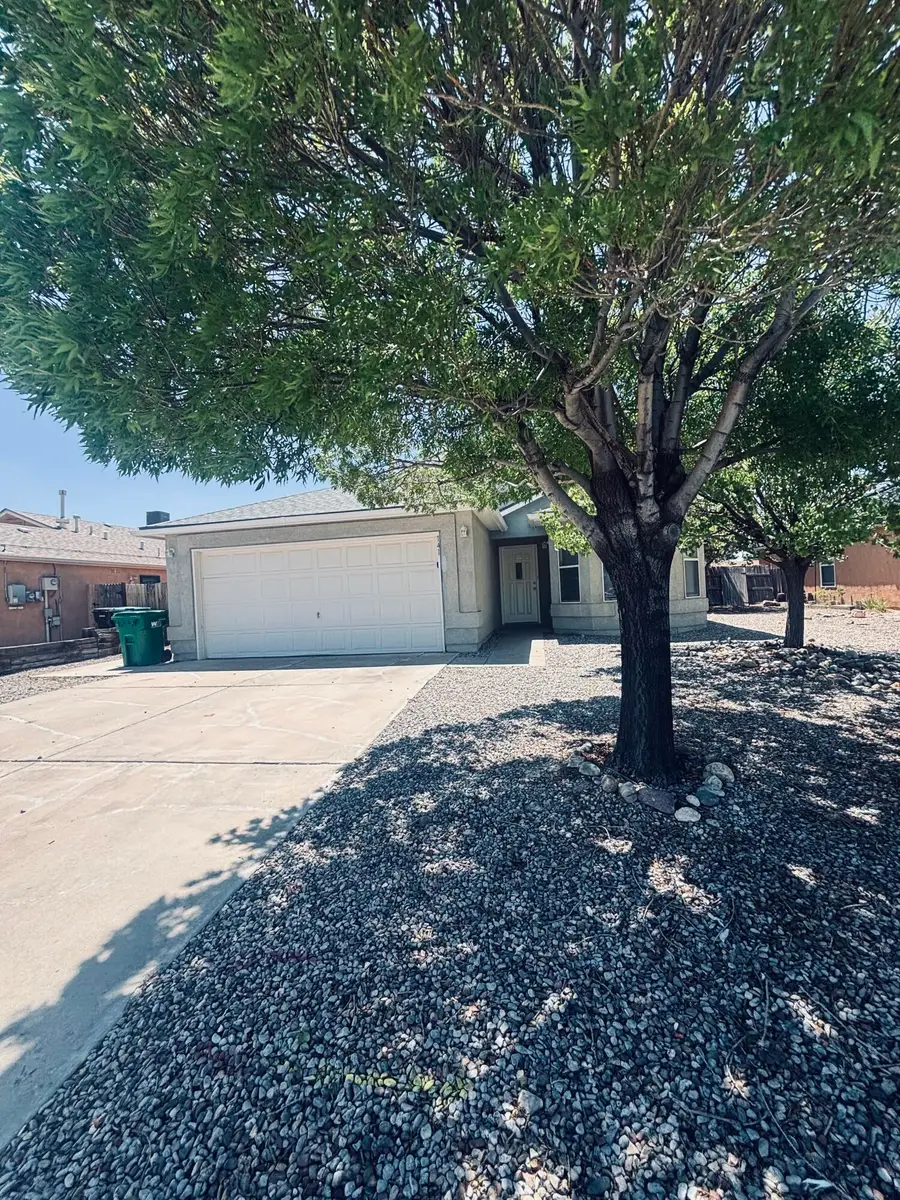 141 18th Street Sw, Rio Rancho, NM 87124 - #3
