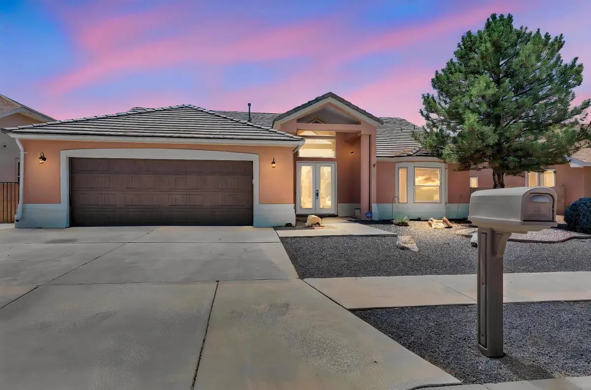 1001 Pinzon Street Nw, Los Lunas, NM 87031 - #1