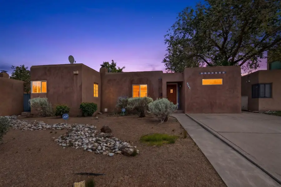 3020 Mackland Avenue Ne, Albuquerque, NM 87106 - #2