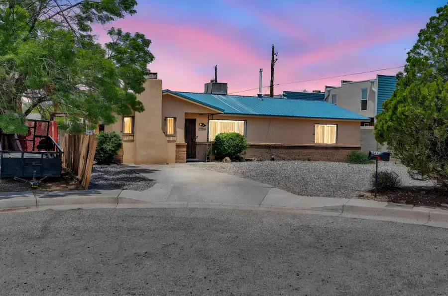 5909 Lora Court Nw, Albuquerque, NM 87107 - #3