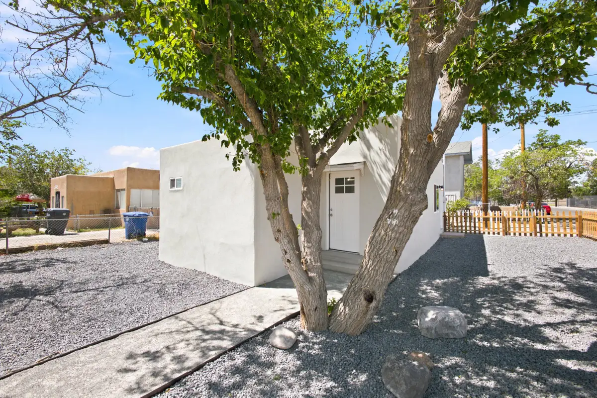 501 Veranda Road Nw, Albuquerque, NM 87107 - #1