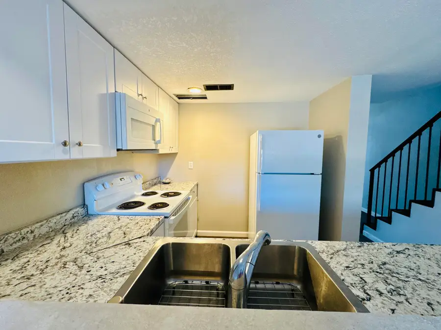 3301 Monroe Street Ne #UNIT H89, Albuquerque, NM 87110 - #3