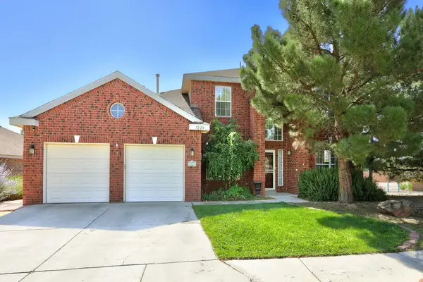 7220 Lake Tahoe Road Nw, Albuquerque, NM 87114