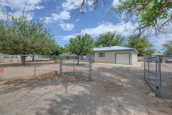 2323 Metzgar Road Sw, Albuquerque, NM 87105