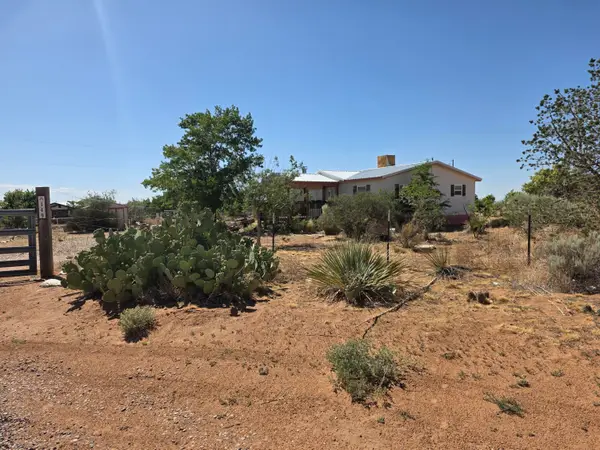 149 Manzano View Road, Los Lunas, NM 87031