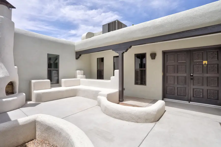 1315 Camino Ecuestre Nw, Albuquerque, NM 87107 - #3