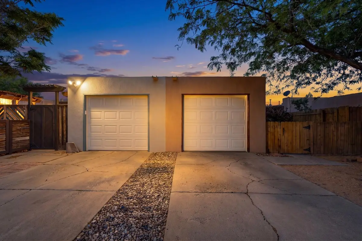 512 Berry Road Nw, Albuquerque, NM 87107 - #1