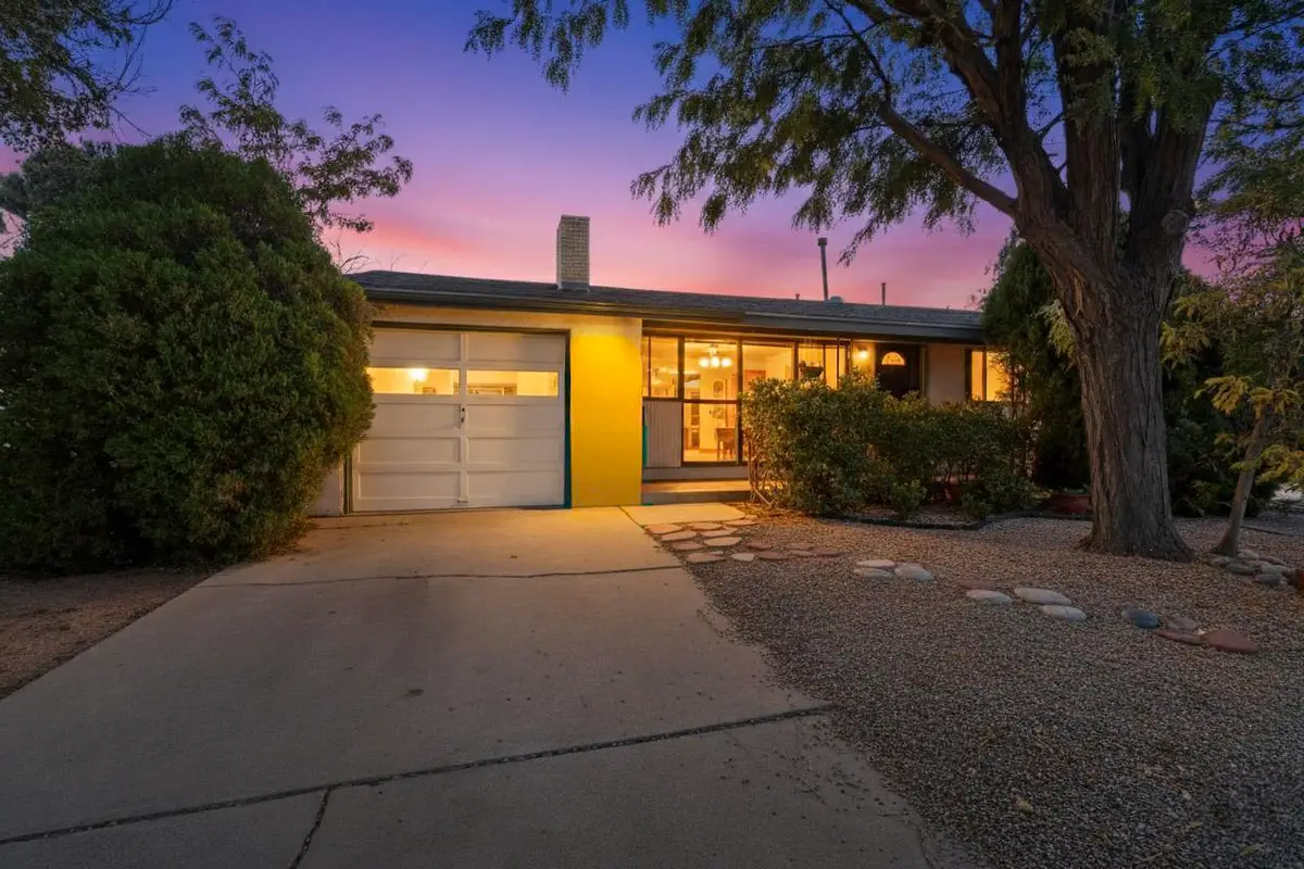 2932 Palomas Drive Ne, Albuquerque, NM 87110 - #1