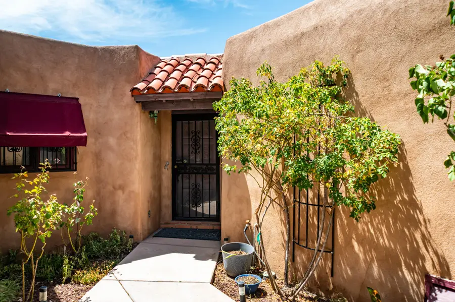 6205 Sabre Court Nw, Albuquerque, NM 87107 - #3