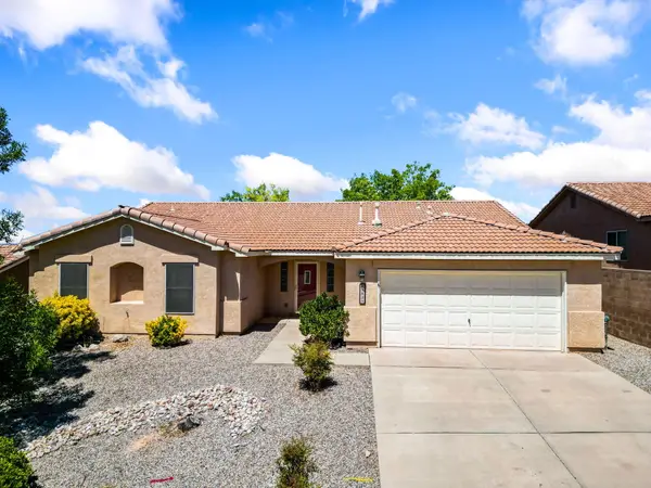 5825 Chaco Loop Ne, Rio Rancho, NM 87144