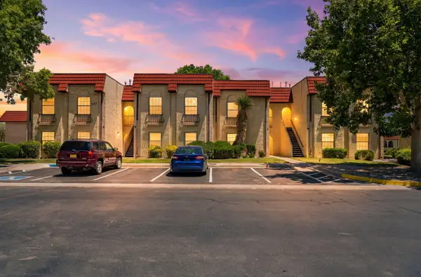 827 Country Club Drive Se #APT 2B, Rio Rancho, NM 87124