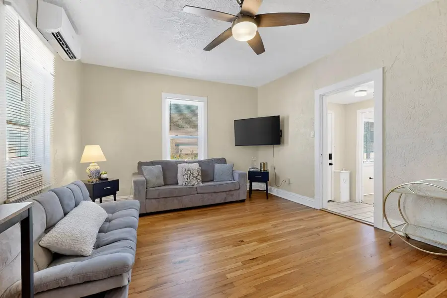 520 Iron Avenue Se, Albuquerque, NM 87102 - #3