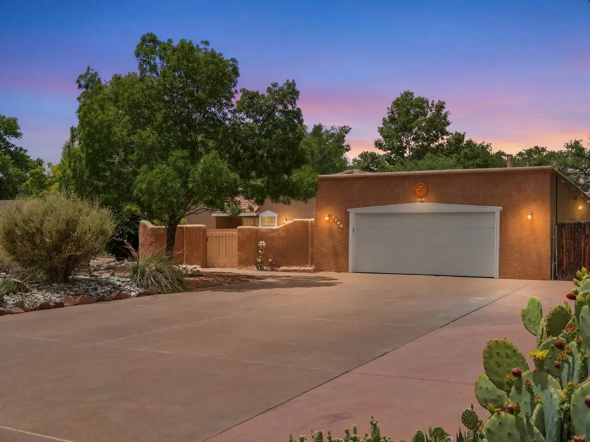 9801 Riverside Road Nw, Albuquerque, NM 87114 - #1