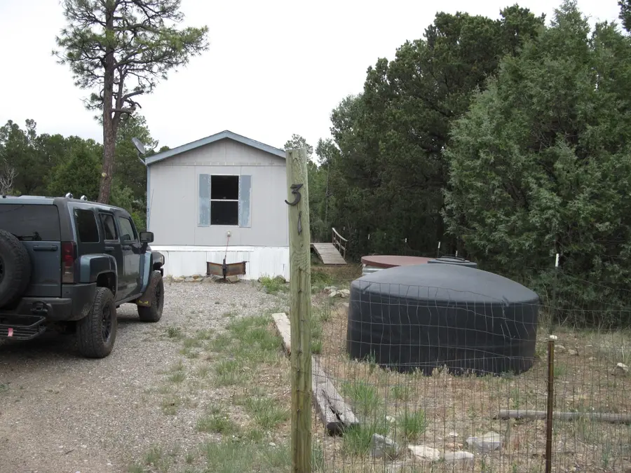 31 Lark Road, Tijeras, NM 87059 - #2