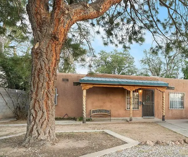 3924 Smith Avenue Se, Albuquerque, NM 87108
