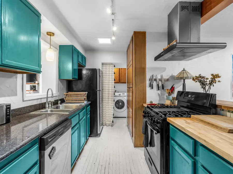 3924 Smith Avenue Se, Albuquerque, NM 87108 - #2