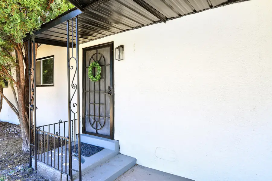1608 Towner Avenue Nw, Albuquerque, NM 87104 - #2