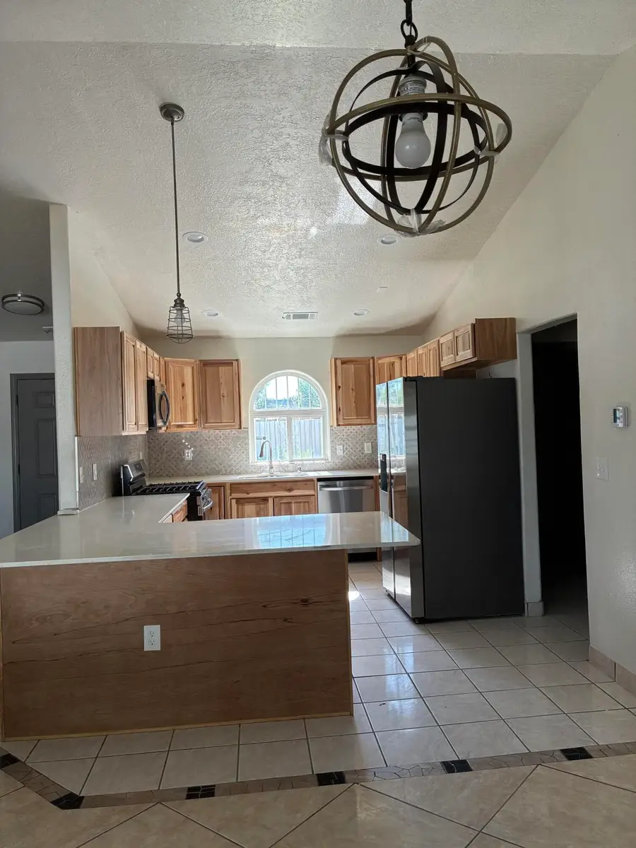 7515 Isleta Boulevard Sw, Albuquerque, NM 87105 - #3