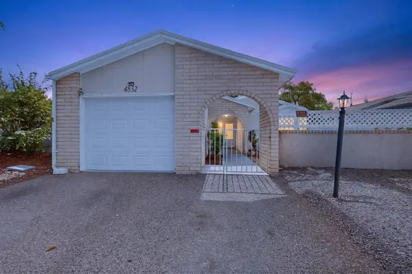 4832 Platinum Loop Ne, Rio Rancho, NM 87124