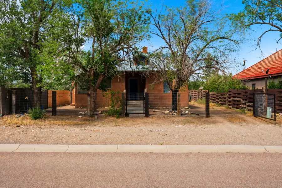 708 S Spruce Street, Magdalena, NM 87825 - #2