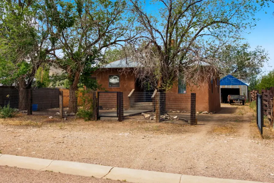 708 S Spruce Street, Magdalena, NM 87825 - #3