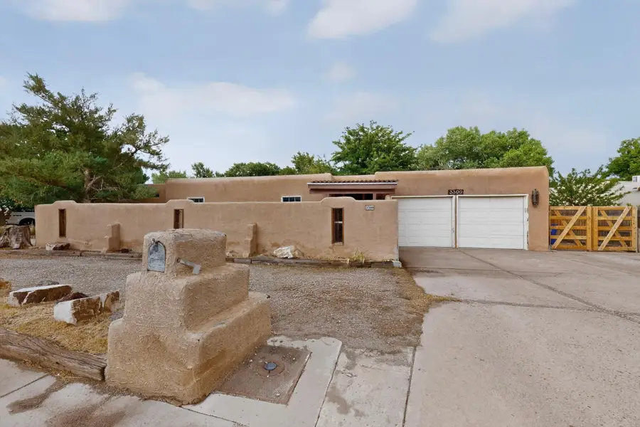 3300 La Mancha Drive Nw, Albuquerque, NM 87104 - #2