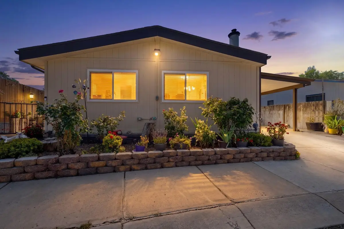 8512 Stream Street Ne, Albuquerque, NM 87113 - #1