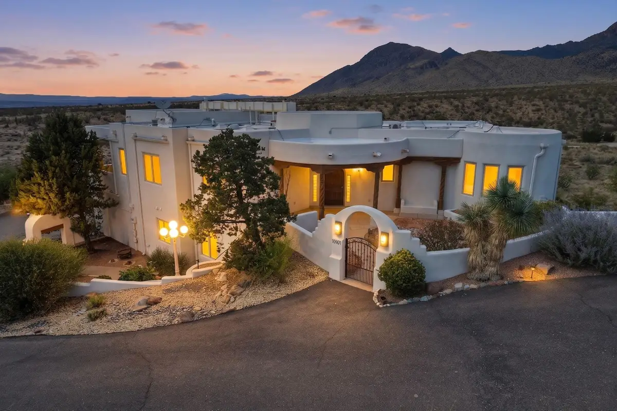 10901 Elena Drive Ne, Albuquerque, NM 87122 - #1