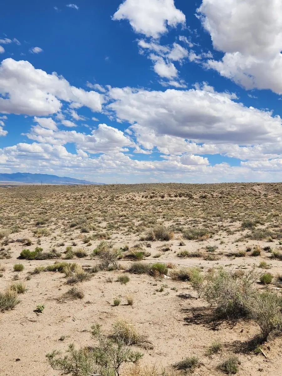 On Pajarito (dfw) Road Sw, Albuquerque, NM 87121 - #2