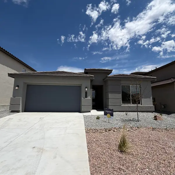 2427 Marble Avenue Ne, Rio Rancho, NM 87144