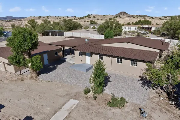 8 Los Sandovales, Pena Blanca, NM 87041