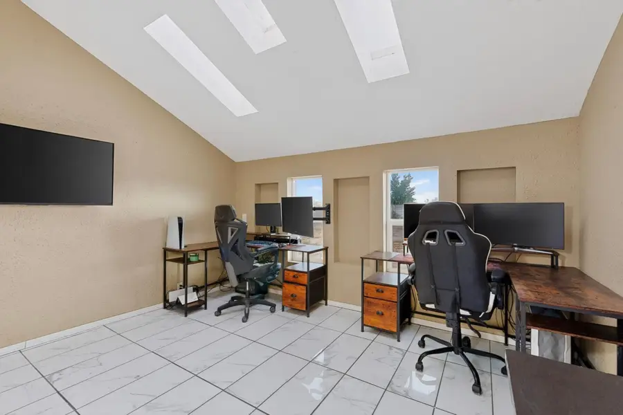14 N Juan Road Sw, Los Lunas, NM 87031 - #3