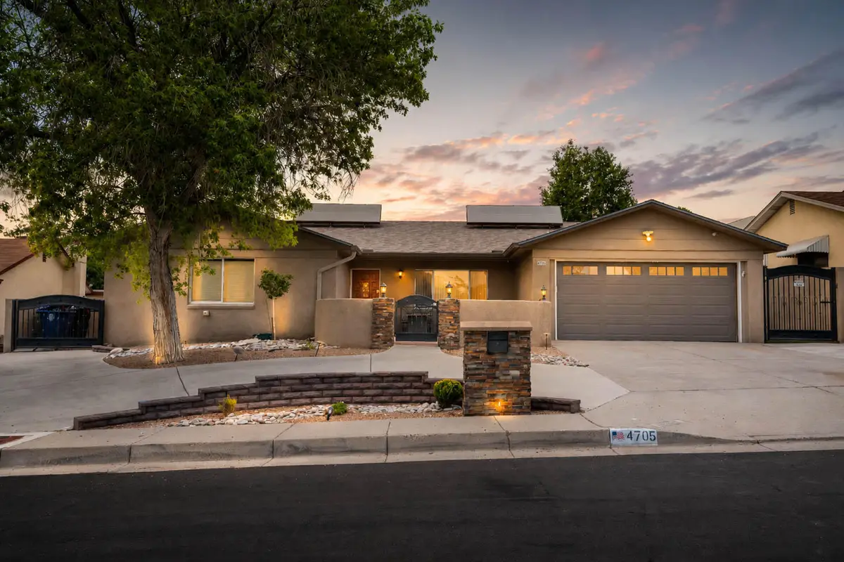 4705 Oahu Drive Ne, Albuquerque, NM 87111 - #1