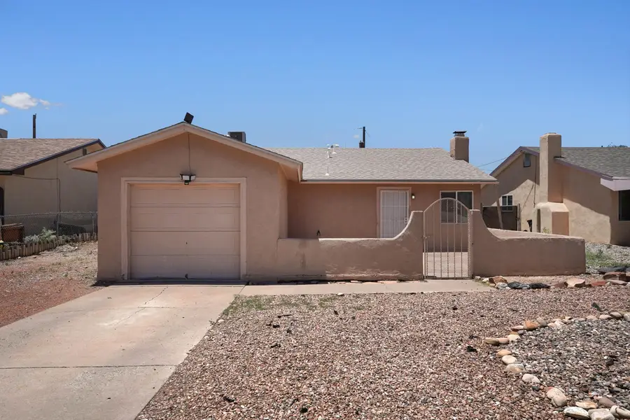 241 Shirley Street Ne, Albuquerque, NM 87123 - #2