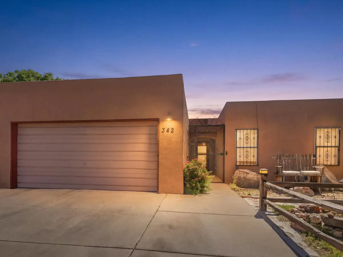 342 Sunset Farm Place Sw, Albuquerque, NM 87105 - #1