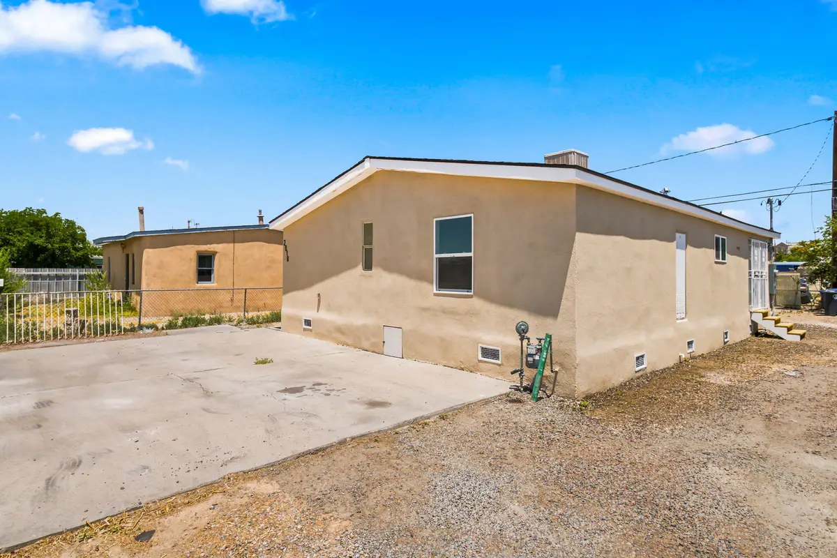 2818 John Street Se, Albuquerque, NM 87102 - #1