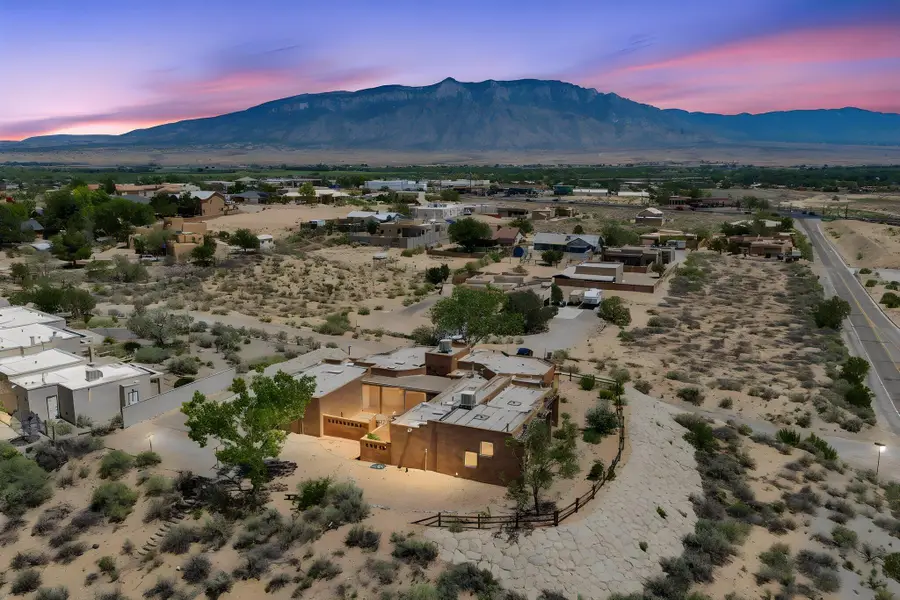 1201 Chihuahua Road Ne, Rio Rancho, NM 87144 - #3
