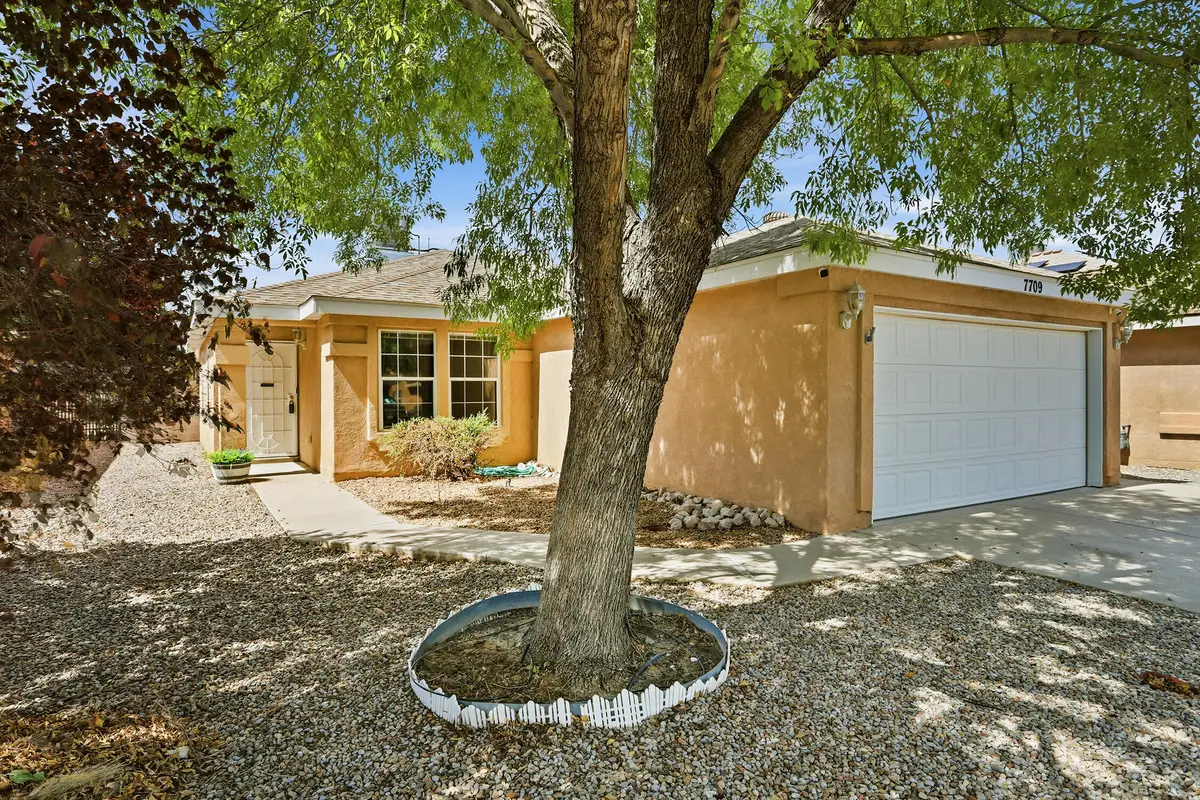 7709 Greywolf Road Sw, Albuquerque, NM 87121 - #1