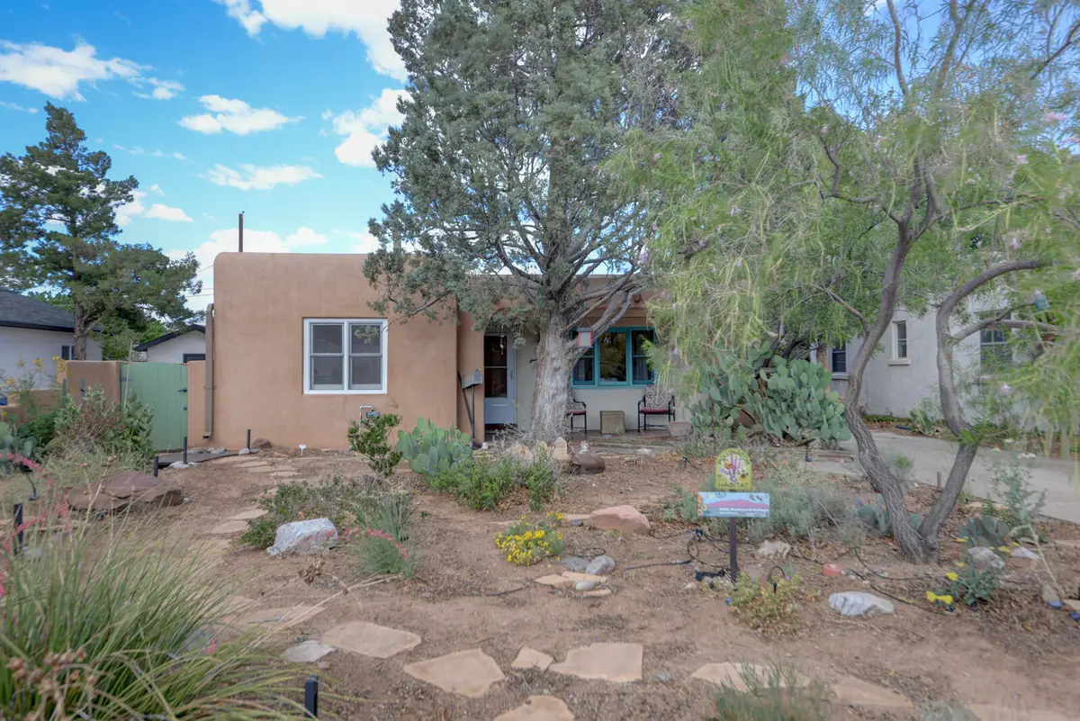 308 Quincy Street Ne, Albuquerque, NM 87108 - #1