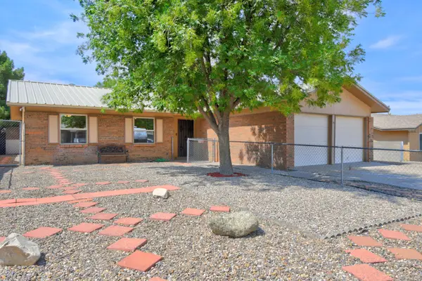 13406 Pierce Arrow Road Ne, Albuquerque, NM 87112