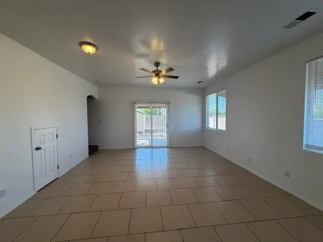 5132 Bray Court Nw, Albuquerque, NM 87120 - #3