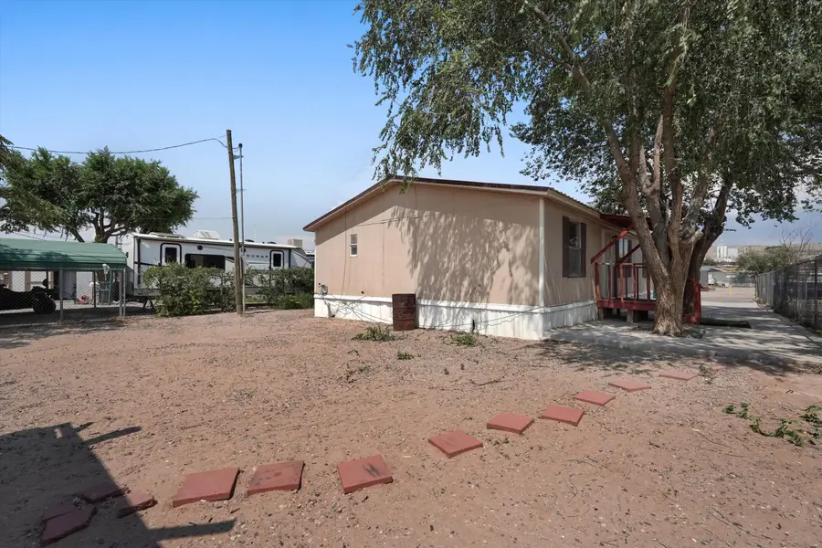 4203 Axtell Street Se, Albuquerque, NM 87105 - #3