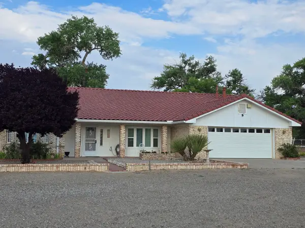 7724 Black Mesa Loop Sw, Albuquerque, NM 87105