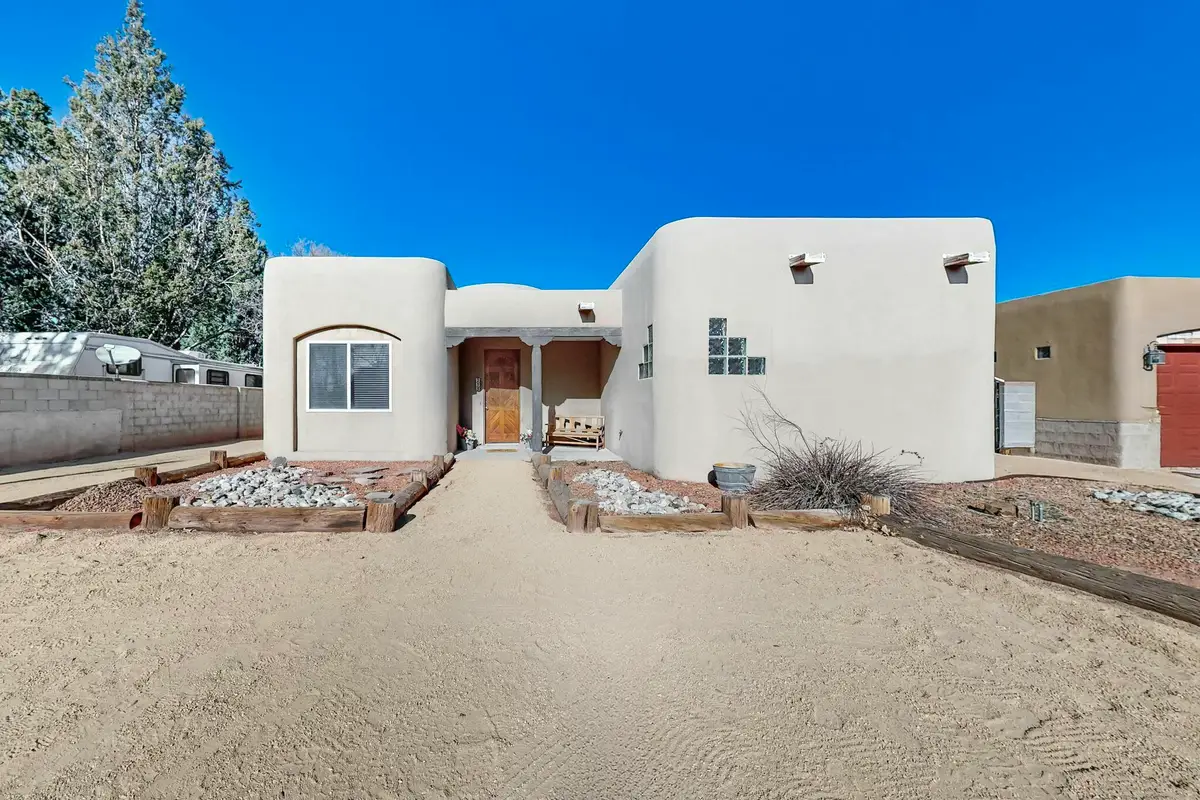 233 Shangri La Court Nw, Albuquerque, NM 87107 - #1