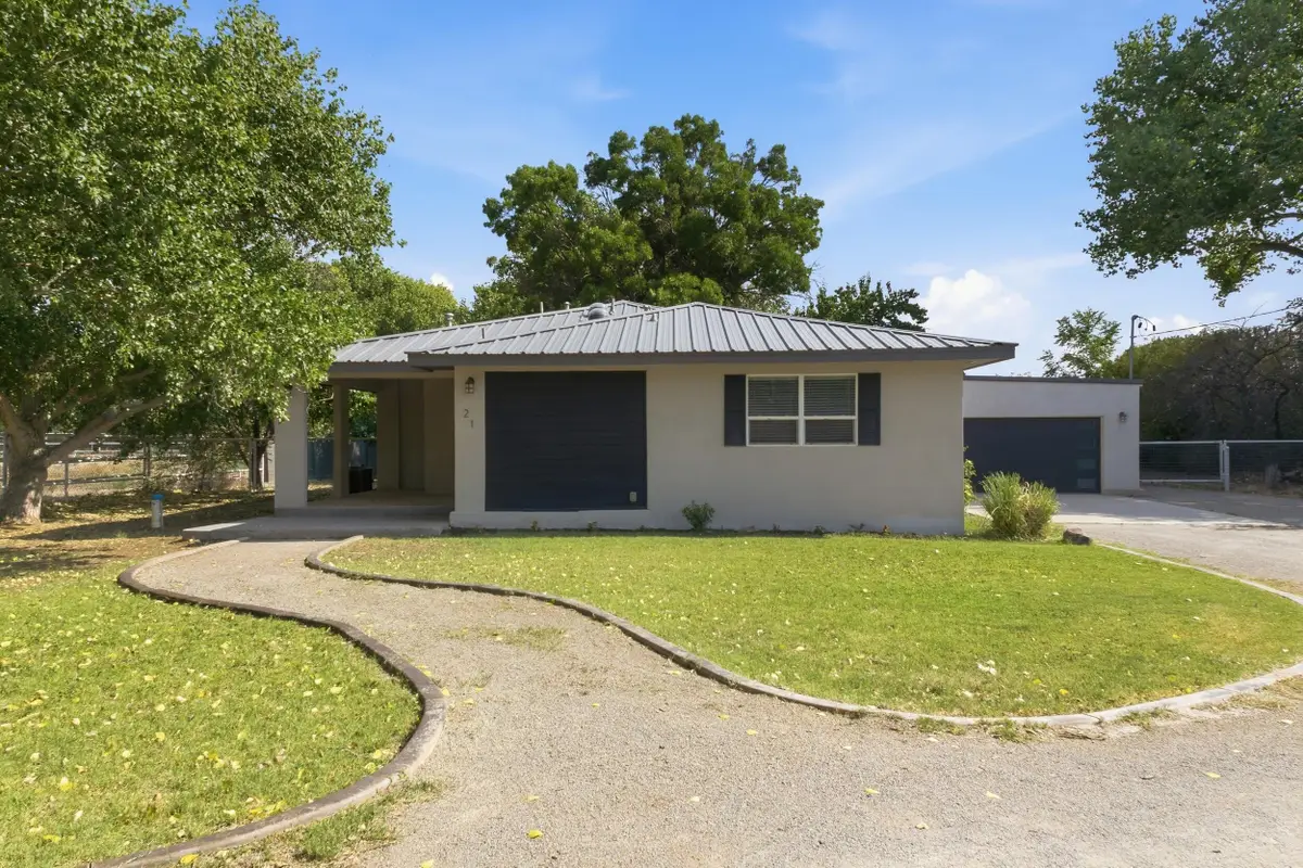 21 Otero Road, Los Lunas, NM 87031 - #1